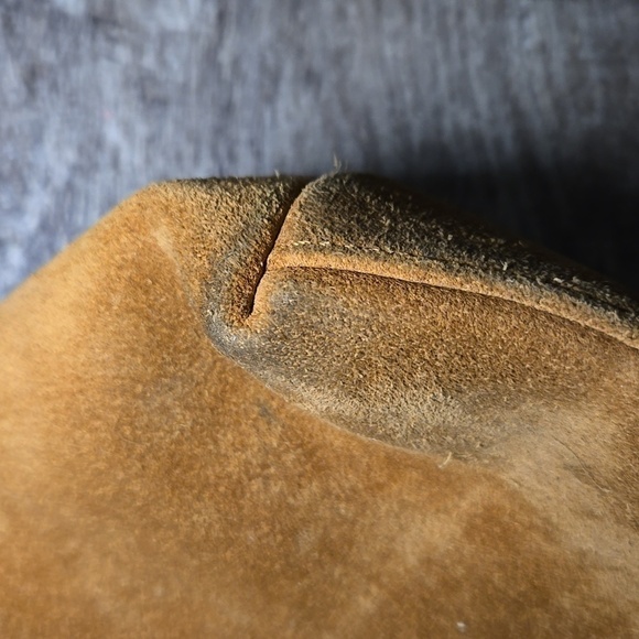 Dooney & Bourke honey color 100% leather suede large Sloan purse - Picture 5 of 12